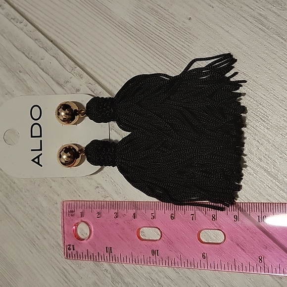 NWT Aldo Baerien Black Tassel Earrings - Picture 3 of 6